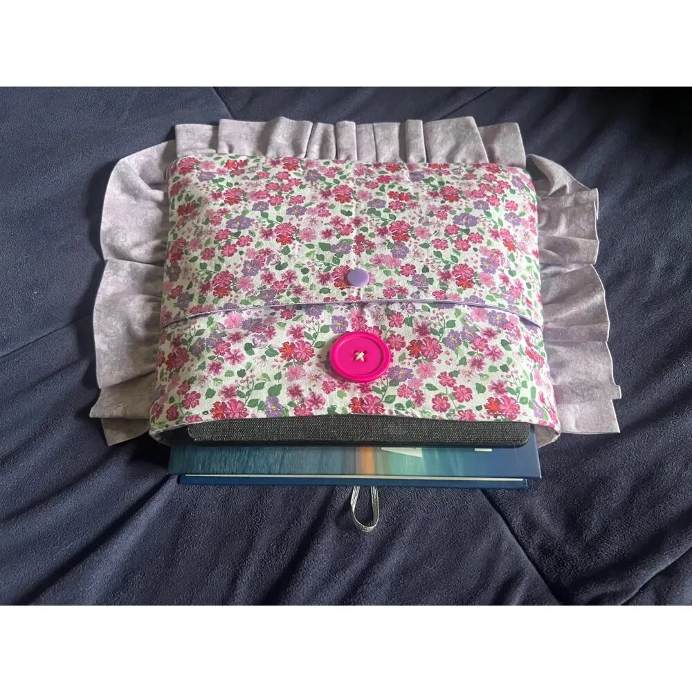 NWOT Ruffle Trim Mini Book Sleeve, Front Pocket - Picture 9 of 12